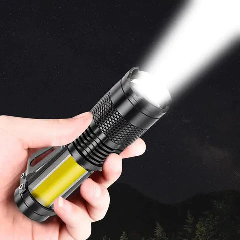 TrailTorch - Mini Linterna Táctica Recargable USB